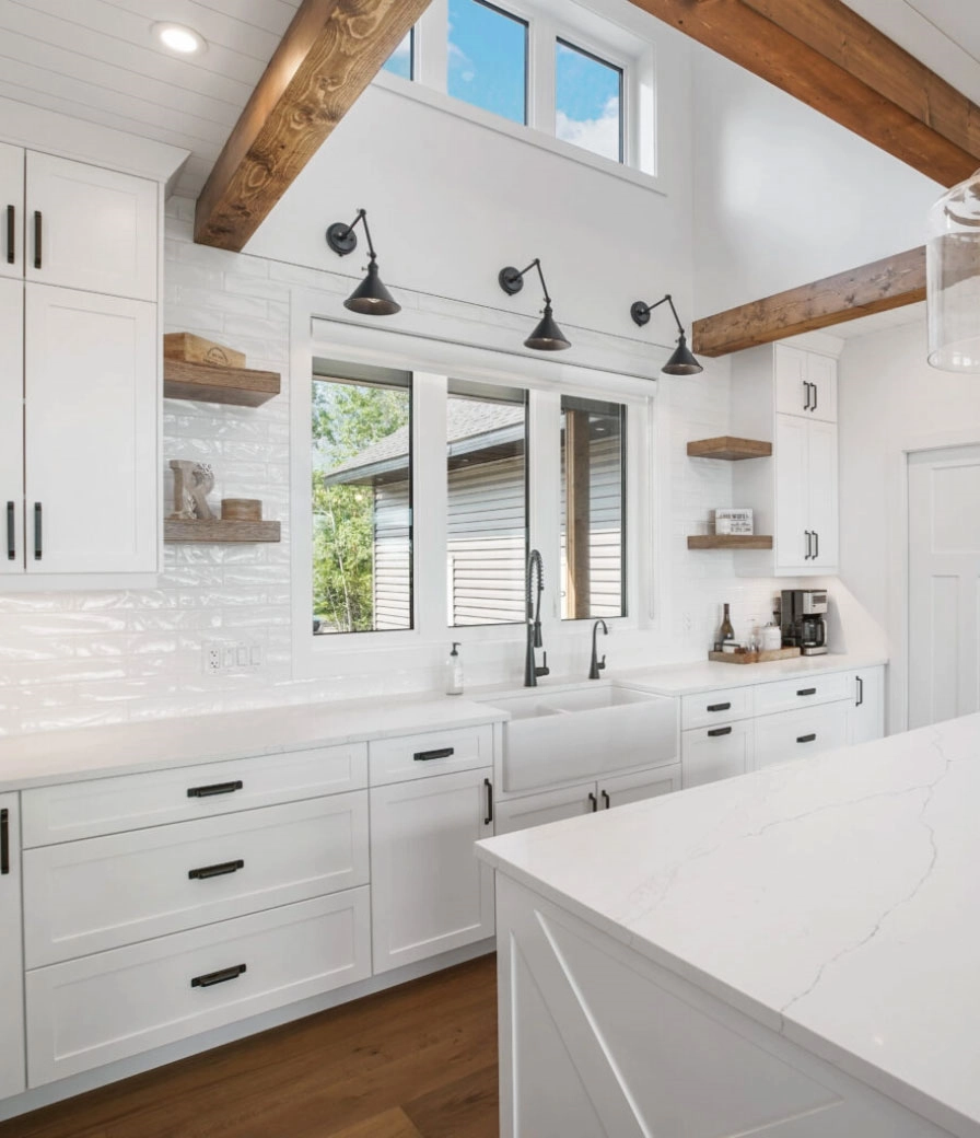 Modern light and bright kitchen design